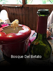 Reserve ahora una mesa en Bosque Del Betato