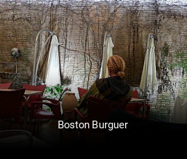 Reserve ahora una mesa en Boston Burguer