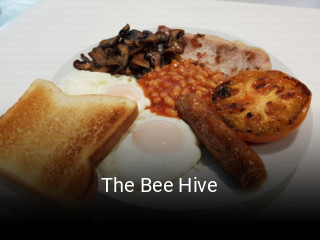 Reserve ahora una mesa en The Bee Hive